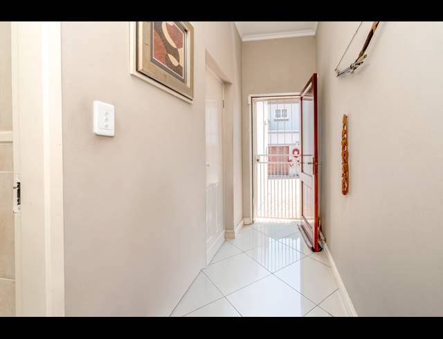 3 BEDROOM TOWNHOUSE FOR SALE IN FERNDALE